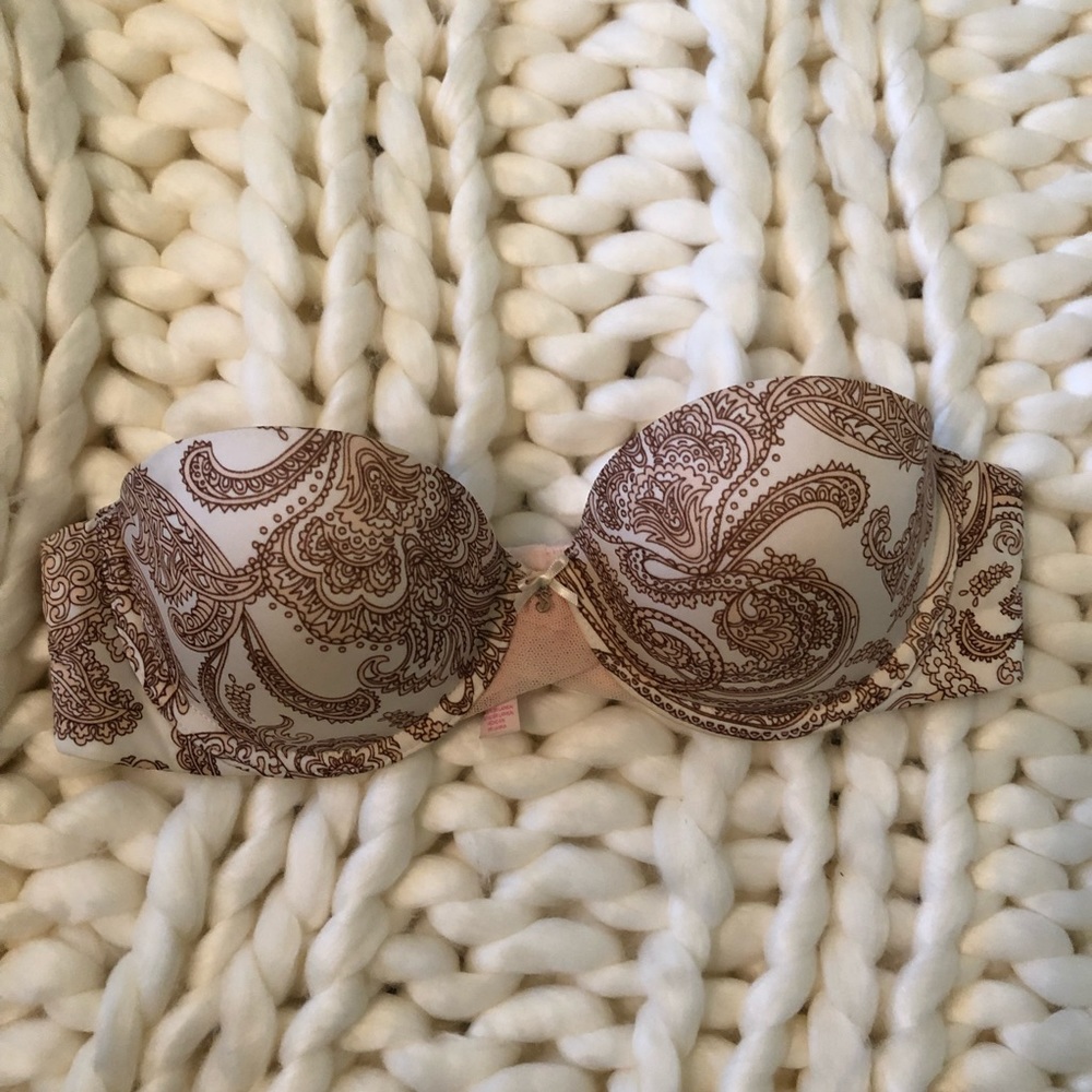 Victoria’s Secret bra